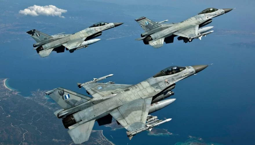 Συγκεντρώνει ναυτικές δυνάμεις στα Ίμια και το νότιο Αιγαίο η Τουρκία – «Κλειδώνει» τον εναέριο χώρο η Ελλάδα και «εγκλωβίζει» τα τουρκικά πλοία